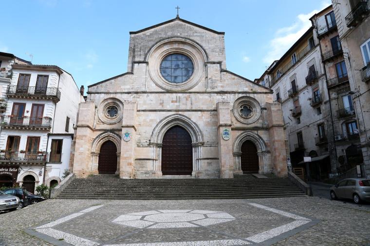 Cosenza, per gli 800 anni del Duomo una mostra storica all’Archivio di Stato